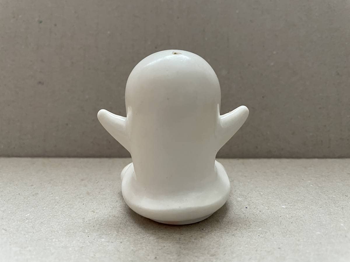 オバケのQ太郎 笛なりソフビ 美品 1985 完品 ￼軟質ソフトビニール製 Amazon | オバケのQ太郎 フィギュアソフビ 1985 日本製